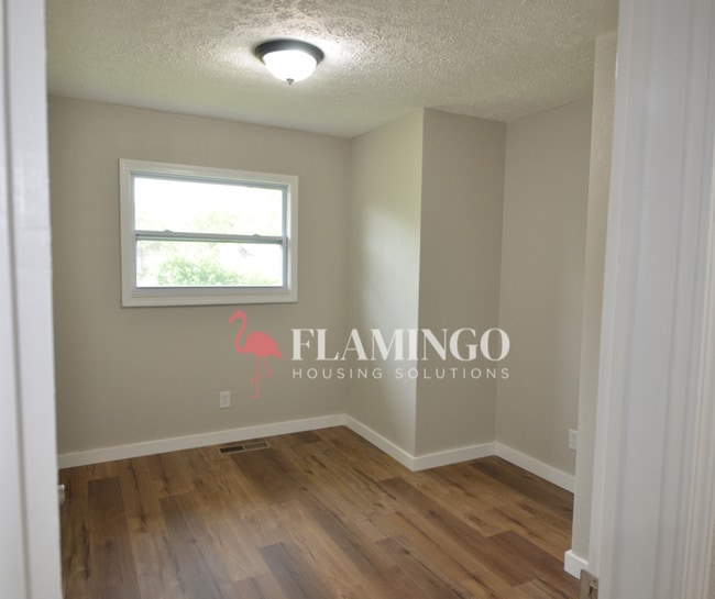 Building Photo - 1337 Guenther Rd