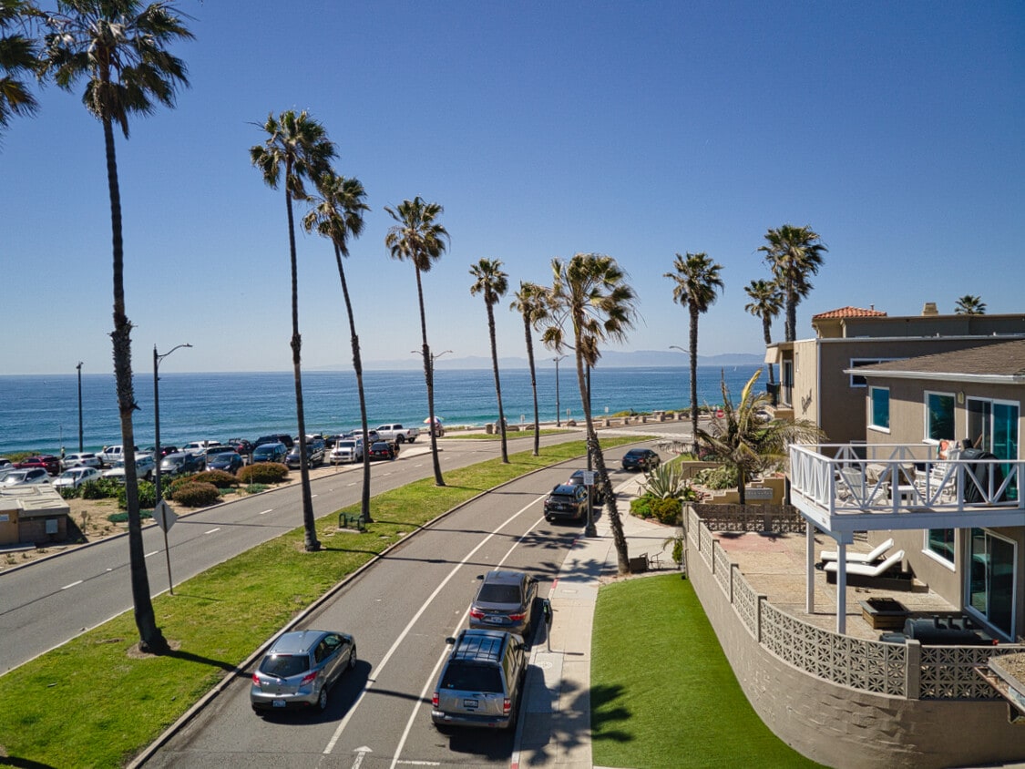 1804 Esplanade Unit B, Redondo Beach, CA 90277 Apartments in Redondo