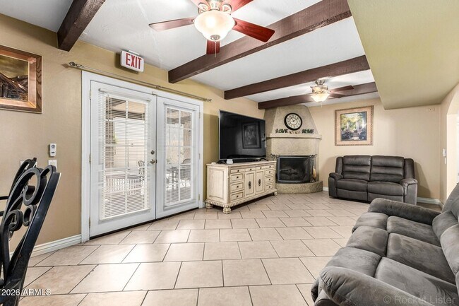 Foto del edificio - 11051 N 44th Ct