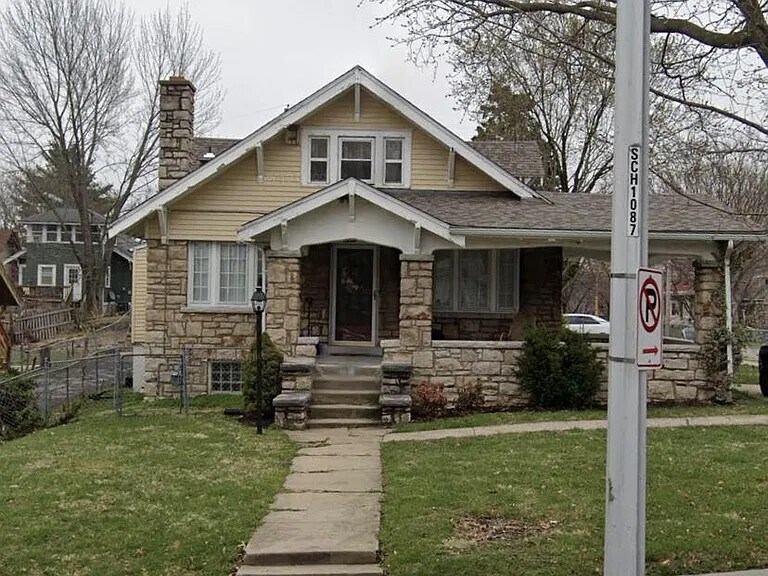 Foto principal - 5039 Tracy Ave