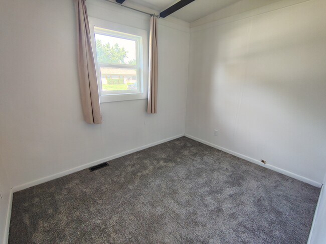 Foto del edificio - 1213 Kingsley Dr