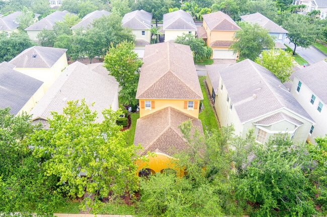 Building Photo - 2567 SE Ruskin Dr