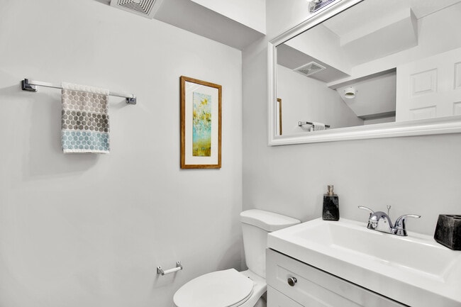 2 BR, 1.5 BA - 1,302SF - New Colony Homes