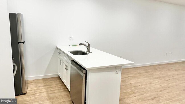 Foto del edificio - 834 N Broad St