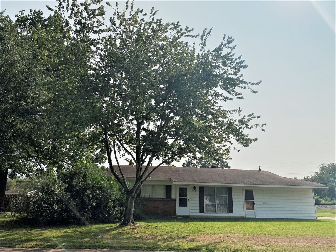 Foto principal - Updated 3 bedroom Bossier City, LA home for lease