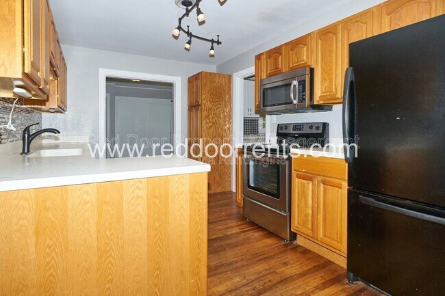 Foto del edificio - 385 W Hawthorne St