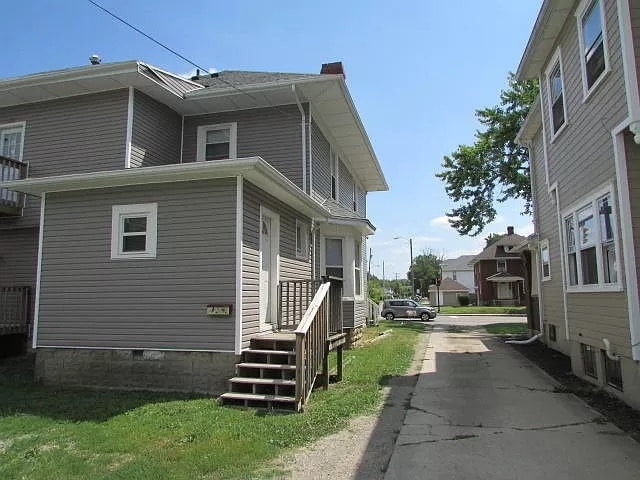 Building Photo - 1515 N Limestone St