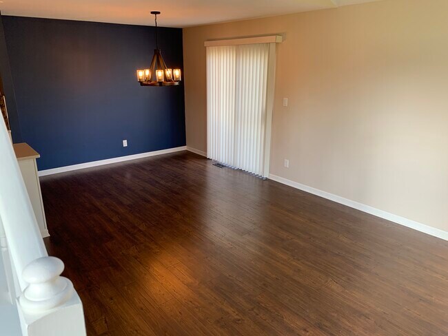 Foto del edificio - 2021 King Arthur Ct