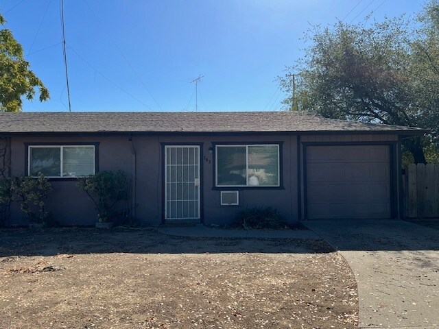 Primary Photo - 503 E A St