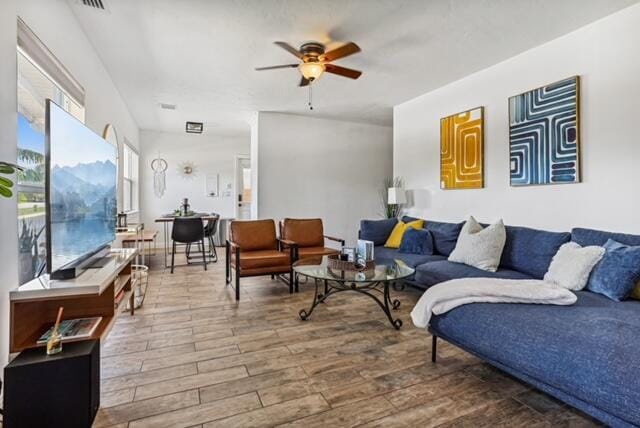 Foto del edificio - 917 W Drew St