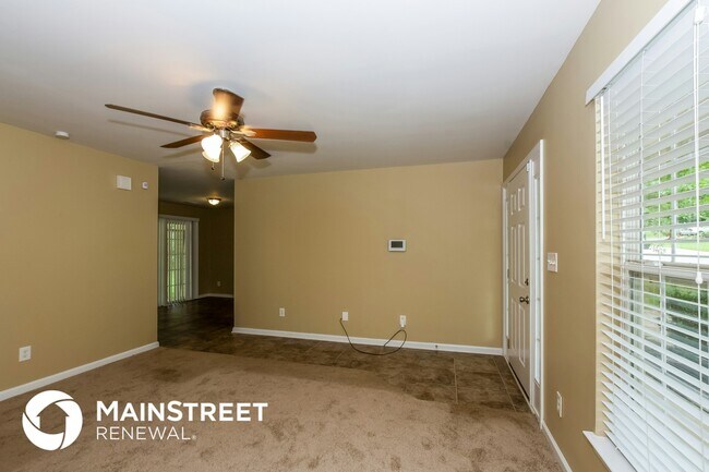 Building Photo - 234 Winding Canyon Dr