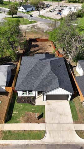 Building Photo - 1267 E Magnolia Ave