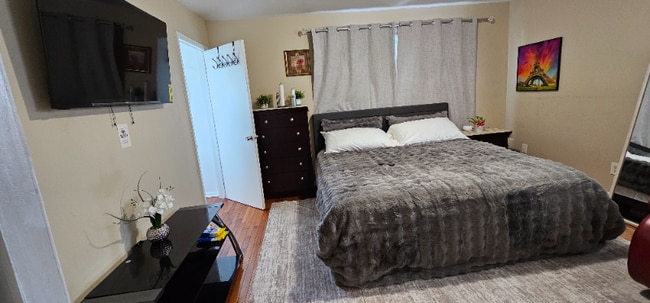 Foto del edificio - 312 Bond St