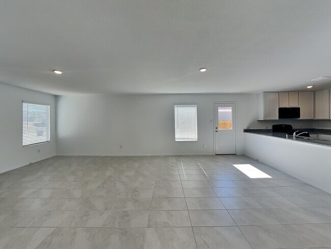 Building Photo - 9809 Papillion Wy