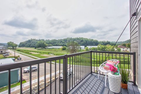 Foto del edificio - 1900 Mill Creek Pkwy