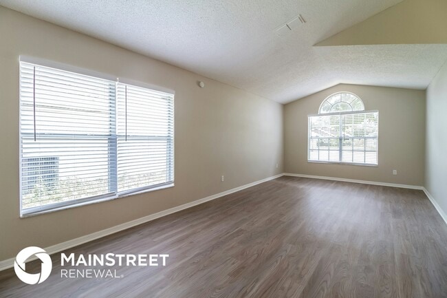 Foto del edificio - 2826 Delcrest Ct