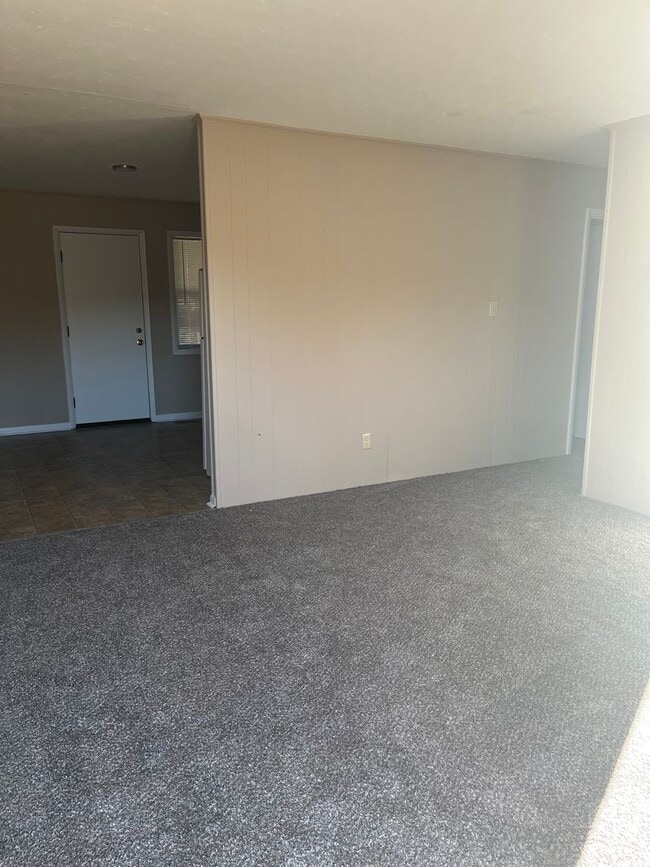 Foto del edificio - 105 S 1st St