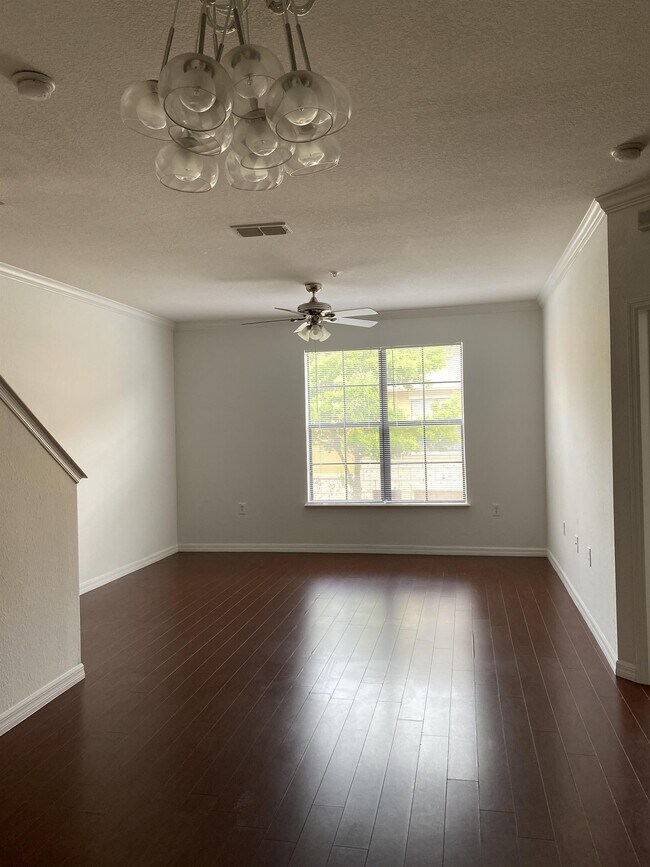 6119 Metrowest Blvd, Orlando, FL 32835 Townhome Rentals in Orlando FL