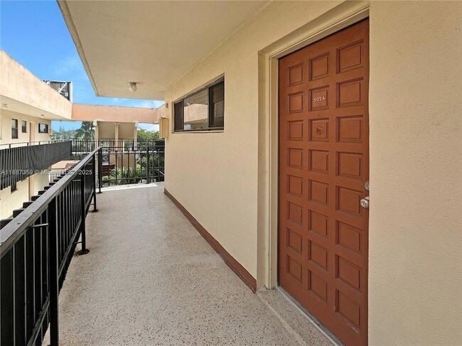 Photo - 650 NE 149th St Apartment
