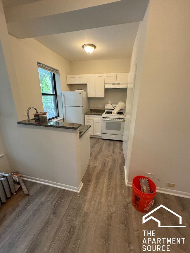 Foto del edificio - 7728 N Marshfield Ave
