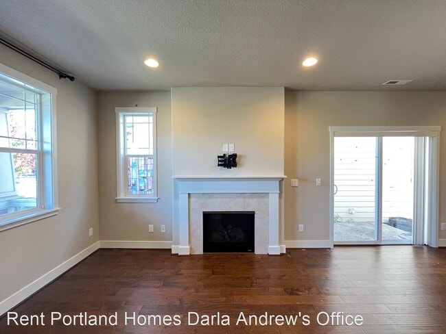 Building Photo - 4 br, 2.5 bath House - 10469 NW 289th Ave