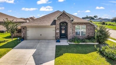 Building Photo - 2565 Silver Fox Trl