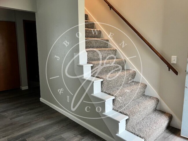 Foto del edificio - Beautiful 3 bedroom remodeled West Toledo ...