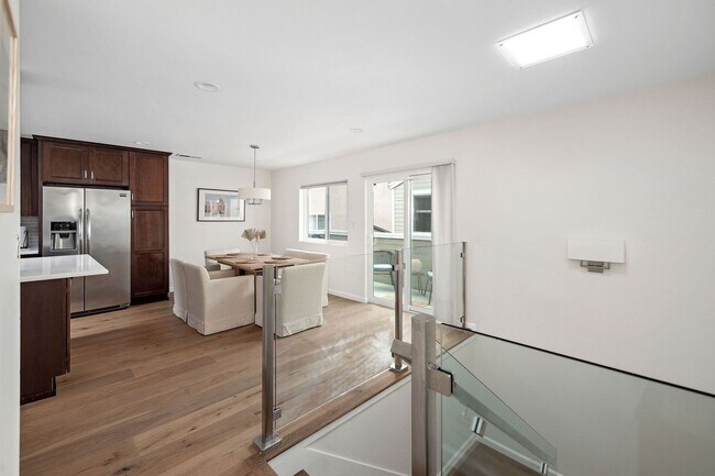 Foto del edificio - Beachside Retreat – Steps to the Sand in Hermosa Beach!