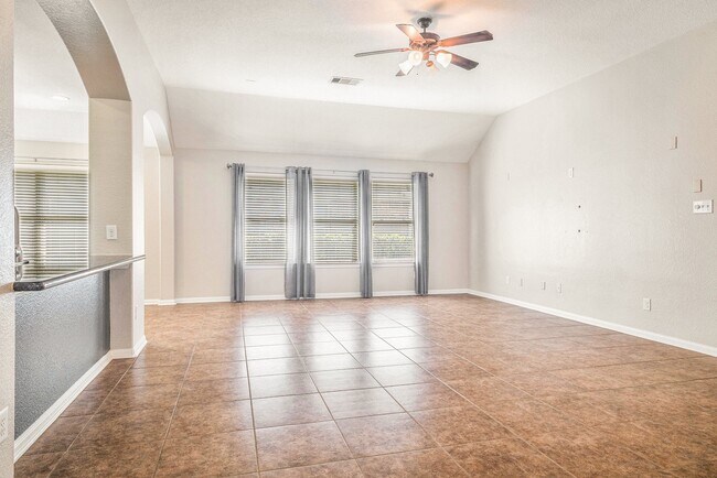 Foto del edificio - 139 N Hawkhurst Cir