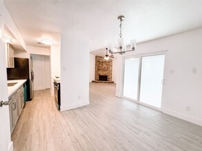 Building Photo - 12524 Pebblestone St