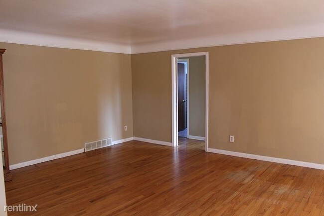 Building Photo - 18131 Winsome