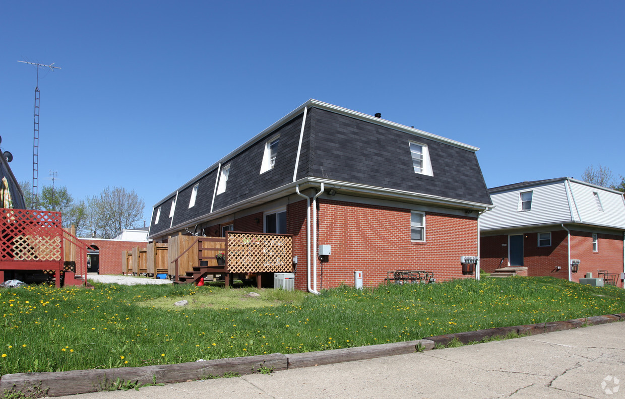 Building Photo - Terrace View Estates