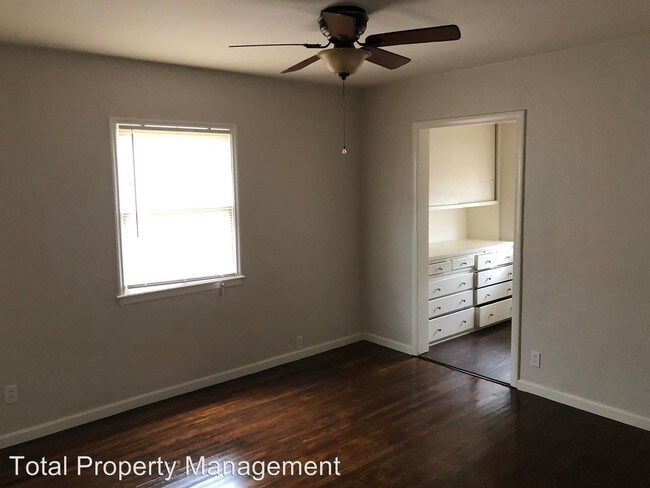 Foto del edificio - 2 br, 1 bath Apartment - 821 S. Court St.