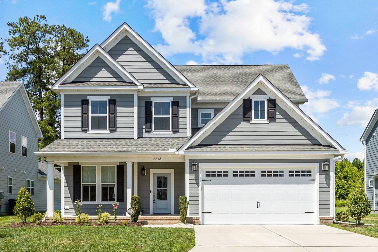5 bedroom 3.5 bath home in desired community - 5 bedroom 3.5 bath home in desired community