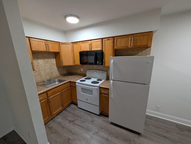 Foto del edificio - 826 NE 16th St