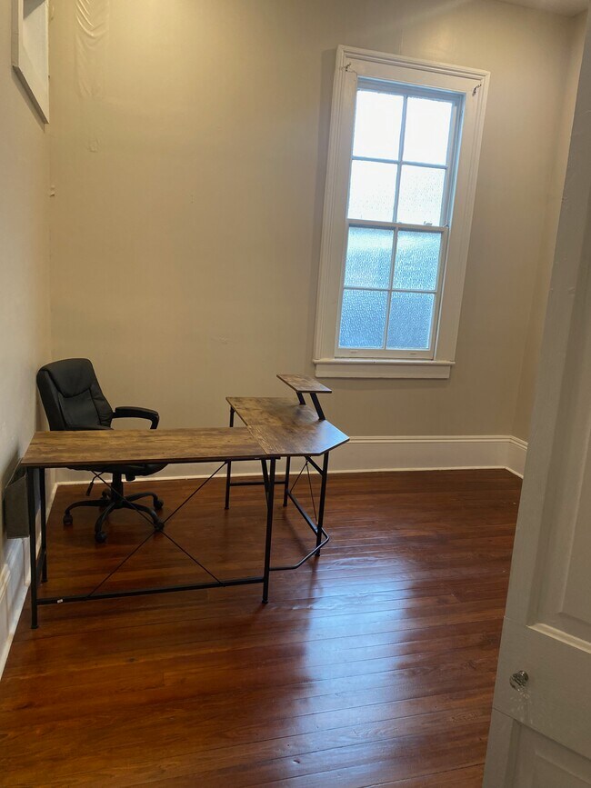 Foto del edificio - 1510 Calhoun St