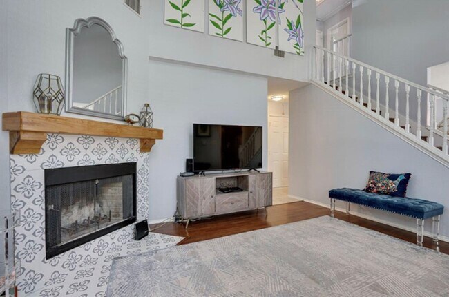 Foto del edificio - 344 Kyle Dr