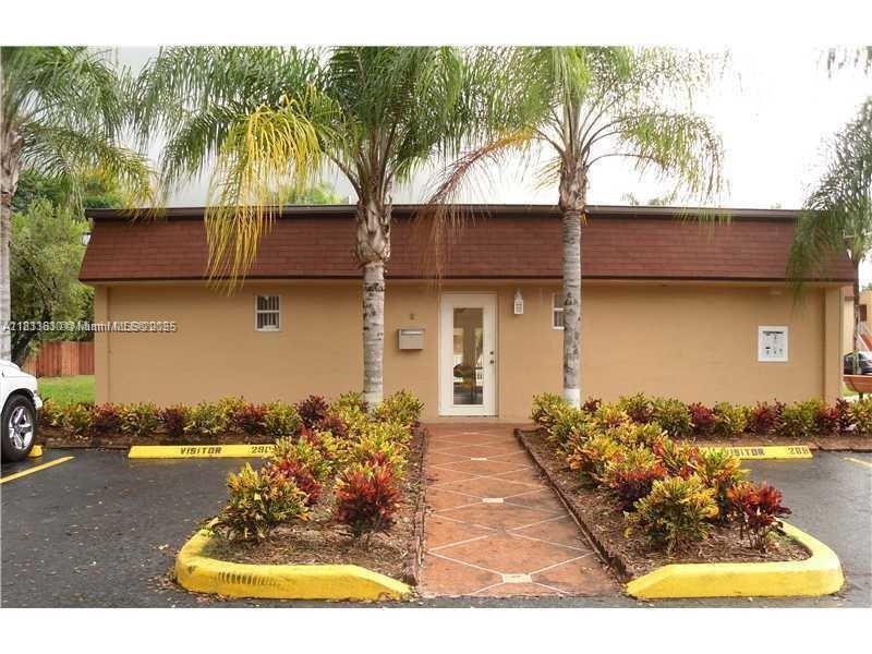 Primary Photo - 9970 SW 88th St