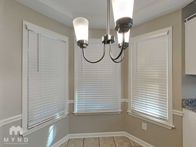 Foto del edificio - 3332 Nicholas Cove