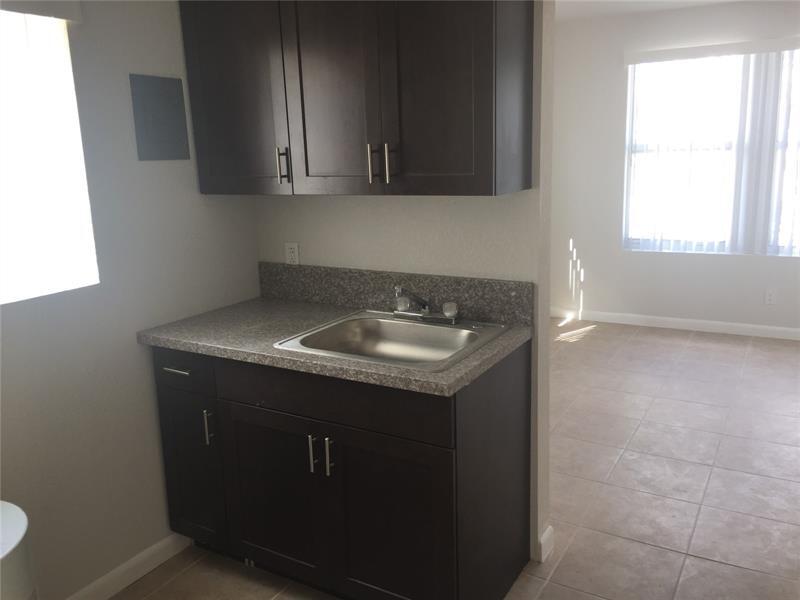 Foto principal - 1612 Harrison St