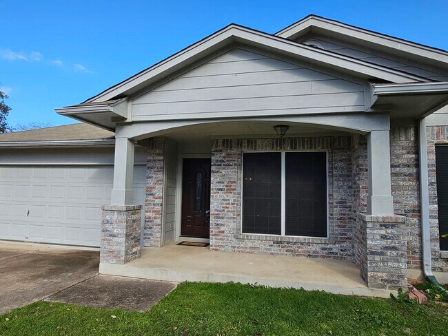 Foto del edificio - Spacious 3 Bed / 2 Bath Cedar Park Charmer