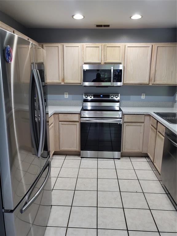 Building Photo - 13933 Corrine Key Pl