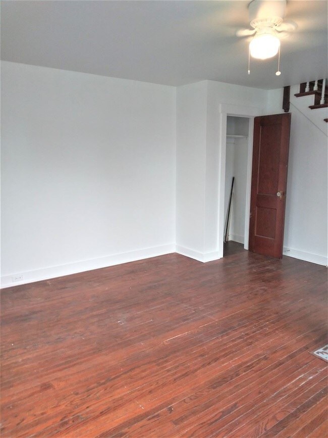 Foto del edificio - 3 br, 1 bath House - 555 DONEGAL SPRINGS ROAD