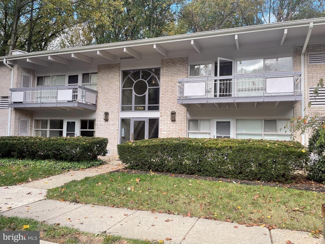 7764 Donnybrook Ct Unit 105, Annandale, VA 22003 Condo for Rent in