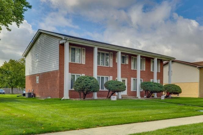 Primary Photo - 1136 Camellia Dr