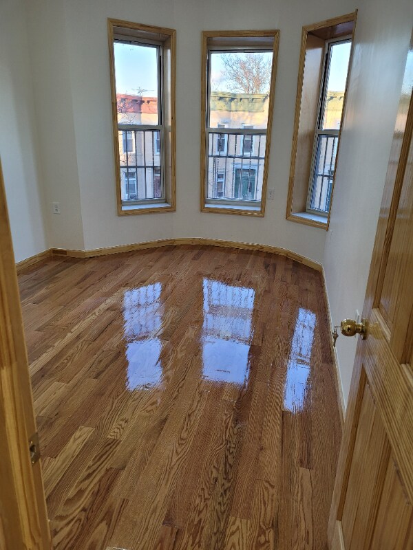 Foto del edificio - 6624-6610 10th Ave