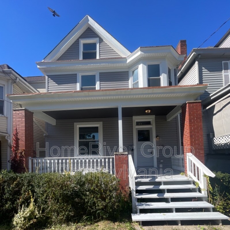 Primary Photo - 115 S Chestnut St