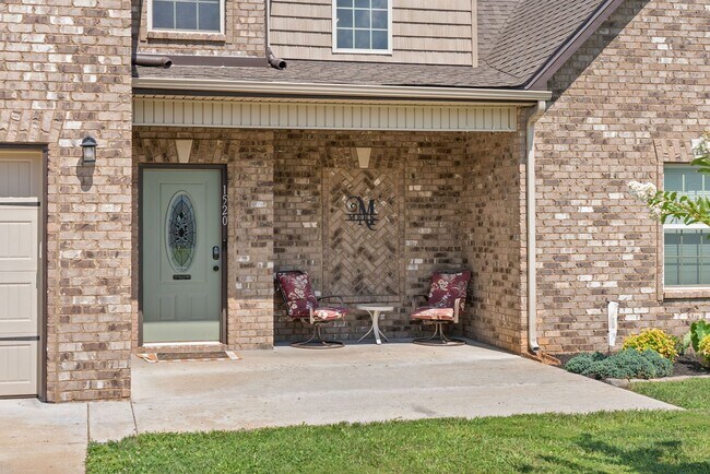 Foto del edificio - Beautiful Home in Summerfield Waiting to C...