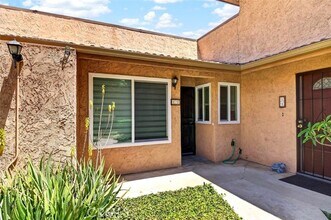 Building Photo - 901 N Citrus Dr
