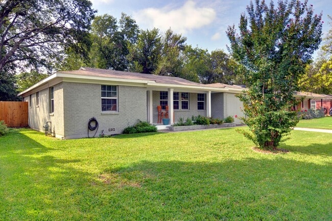 Photo - 5421 Fursman Ave House